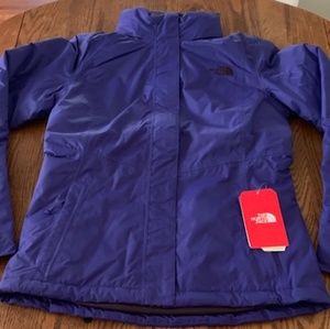 The North Face Women's Resolve Insulated Jacket